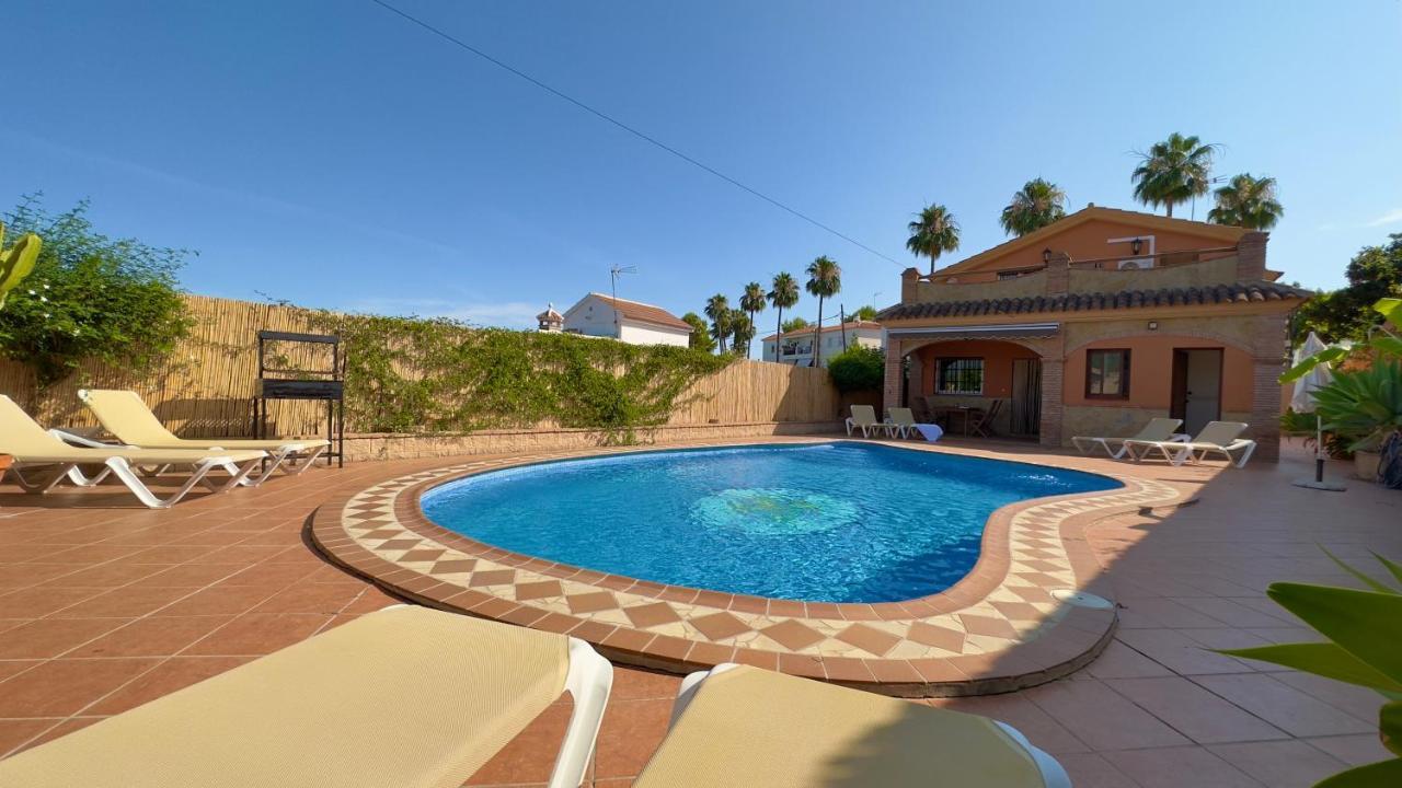 Chalet El Parral - Piscina Y Sala De Cine Málaga Esterno foto