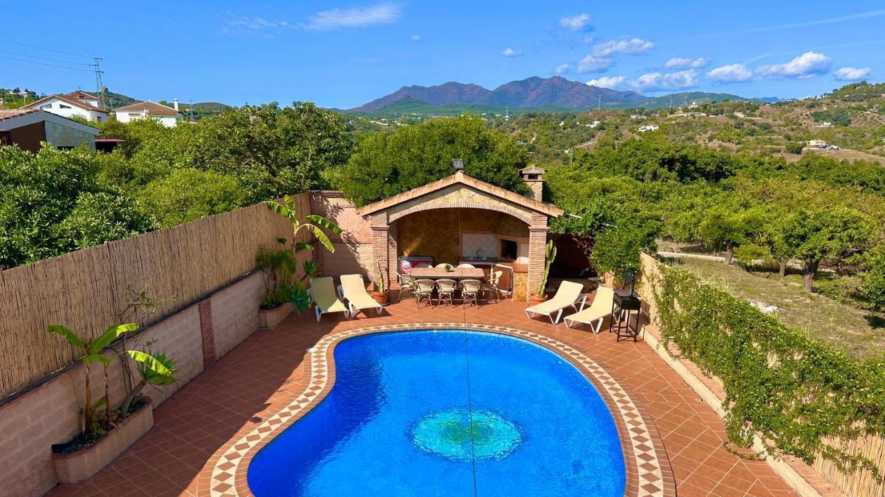 Chalet El Parral - Piscina Y Sala De Cine Málaga Esterno foto