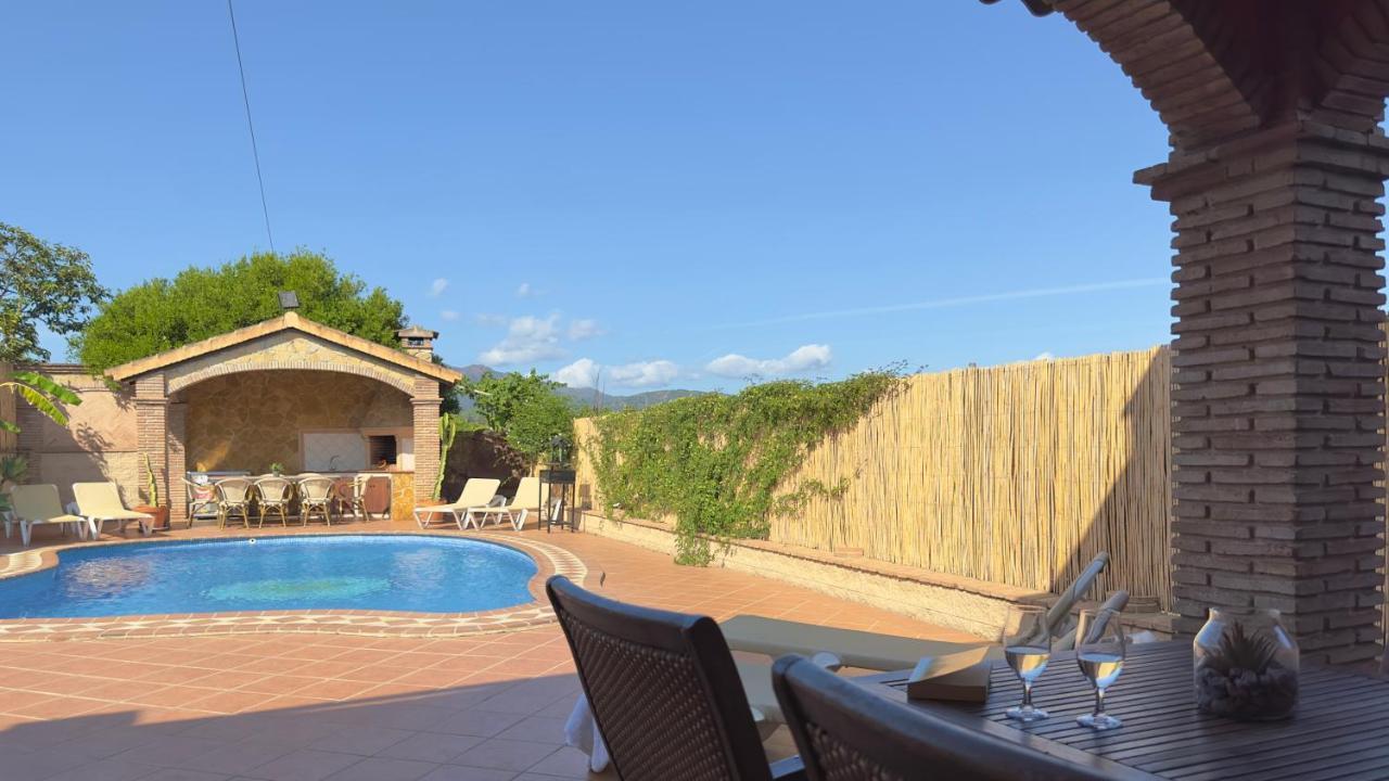 Chalet El Parral - Piscina Y Sala De Cine Málaga Esterno foto