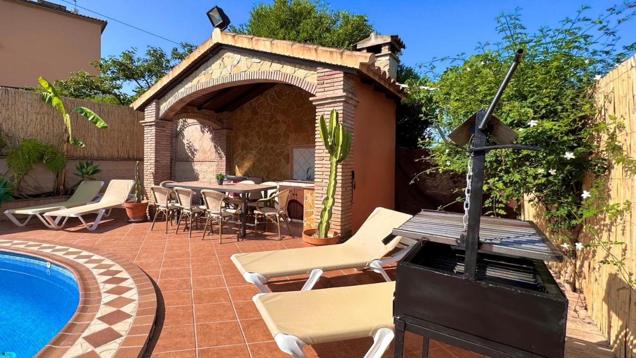Chalet El Parral - Piscina Y Sala De Cine Málaga Esterno foto