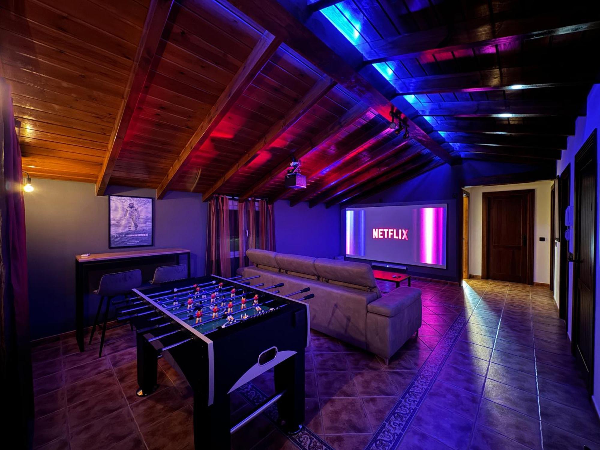 Chalet El Parral - Piscina Y Sala De Cine Málaga Esterno foto